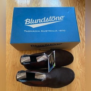 BRAND NEW Blundstone boots